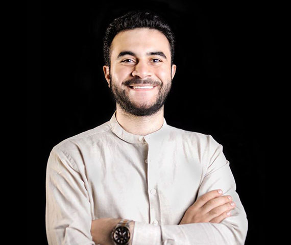 مبادرة مهندس إسلام خالد لدعم التعليم عن بٌعد